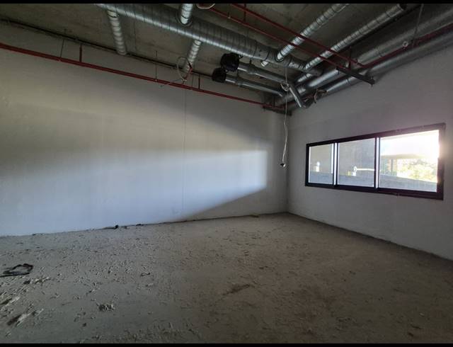 82M² RETAIL FOR SALE IN ILLOVO